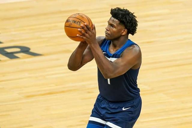 领猛龙队首 领猛龙队首